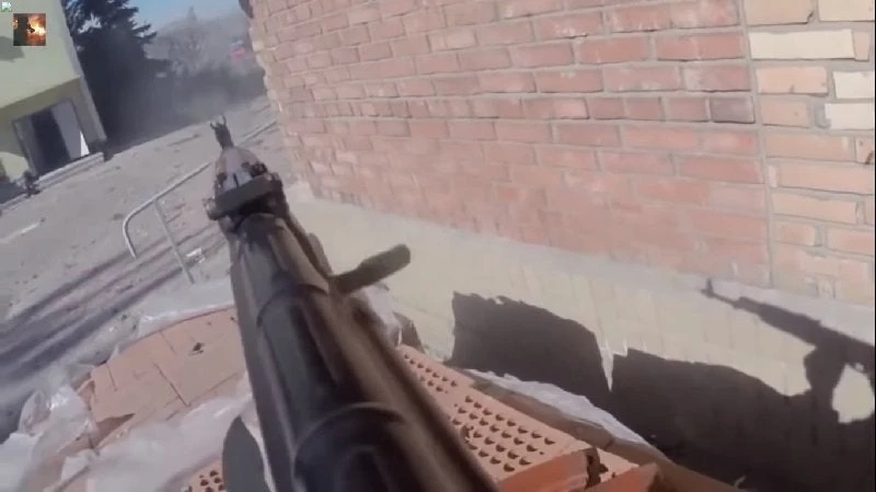 Αιματηρές συγκρούσεις στην Αν. Ουκρανία – Σκληρές μάχες διάρκειας πάνω από μία ώρα! (βίντεο)